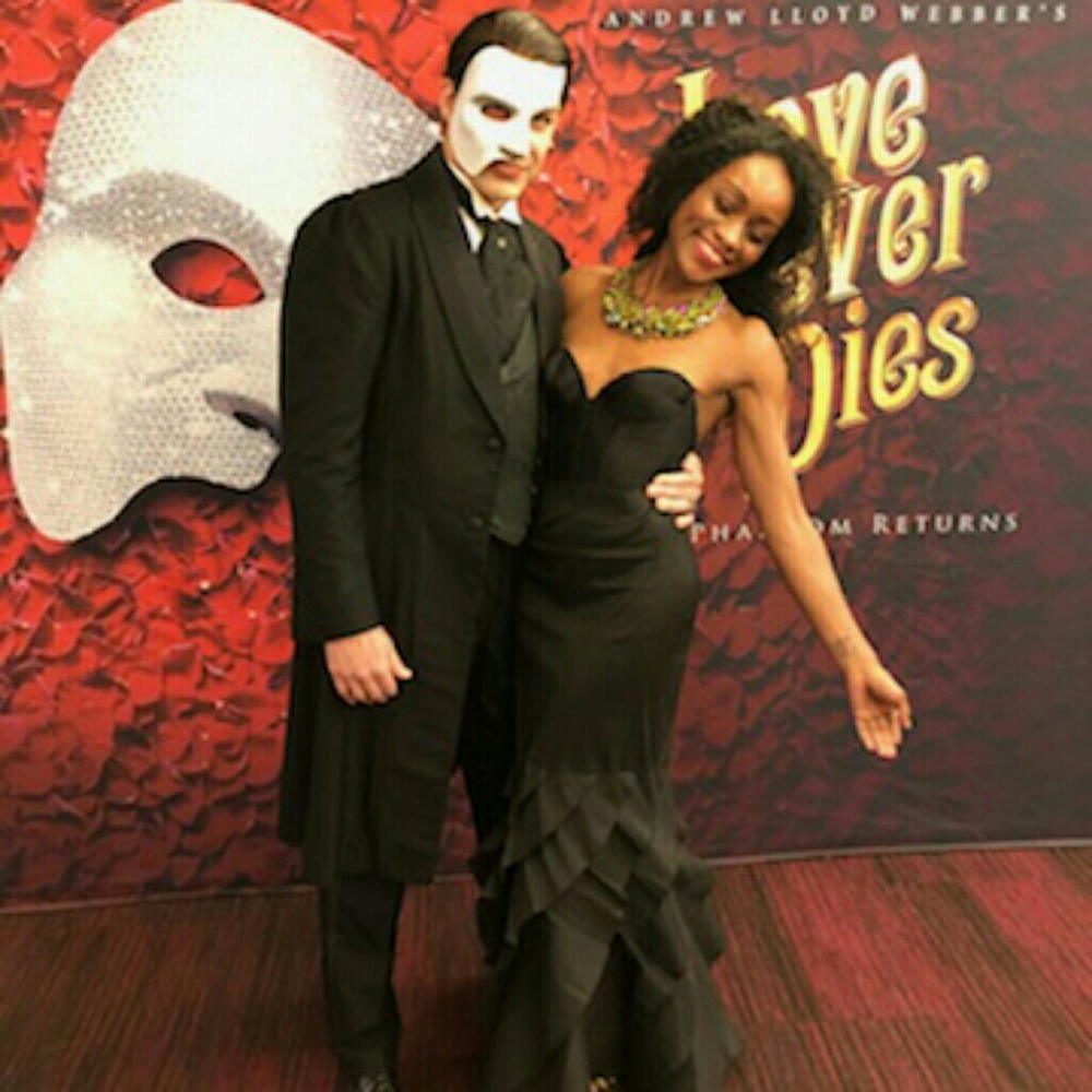 10/26 AT THE OPERA!!